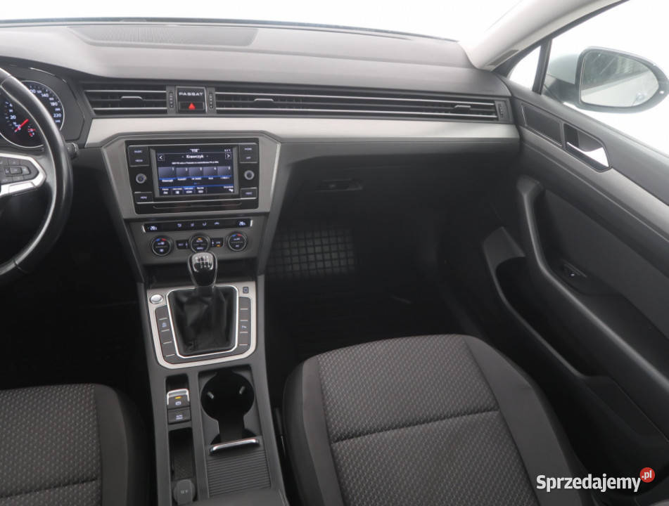 VW Passat 15 TSI tempomat Bielany Wrocławskie