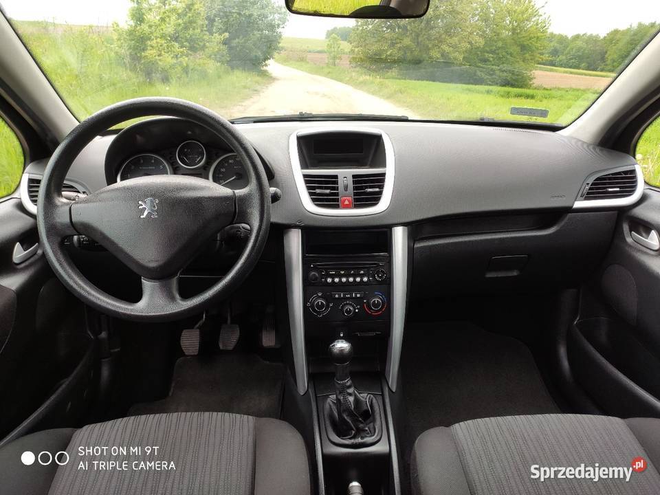 Peugeot 207 2010r 14 benzyna 75 podkarpackie Rzeszów sprzedam