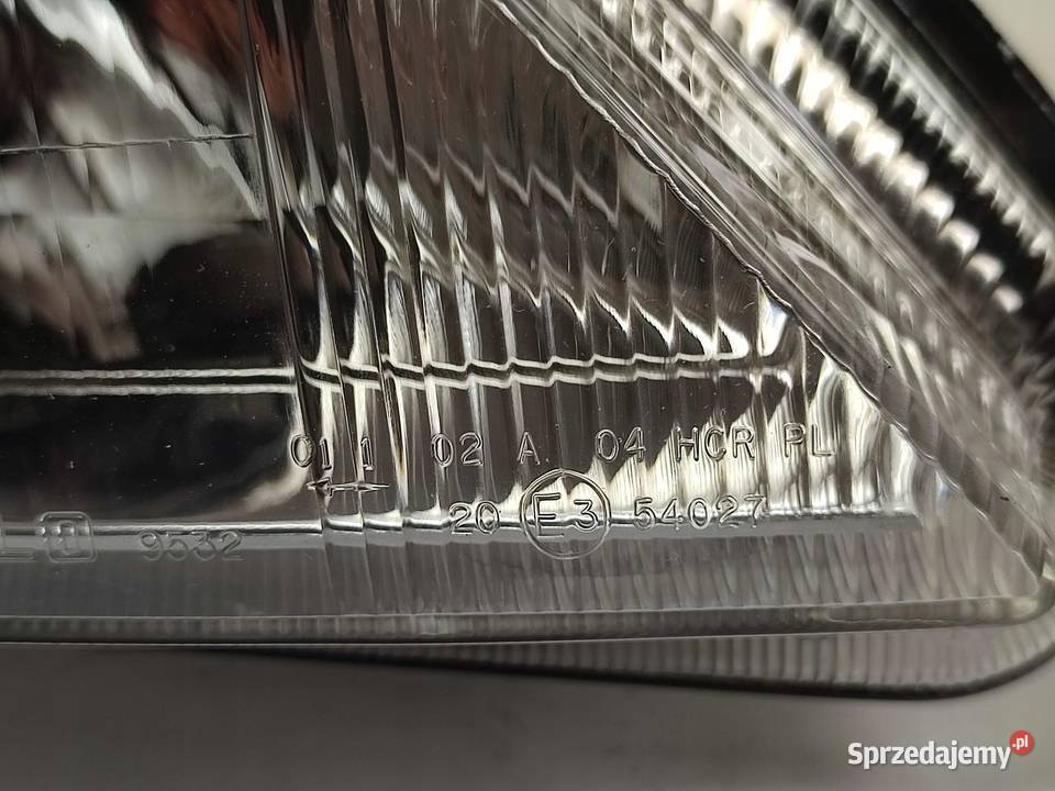 LAMPA PRAWY PRZÓD CITROEN XSARA NO N1 19972005 Lampy przeciwmgielne