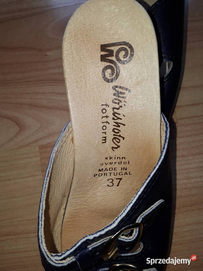 Sprzedam damskie klapki inna Sandały i klapki Ostrowiec Świętokrzyski sprzedam