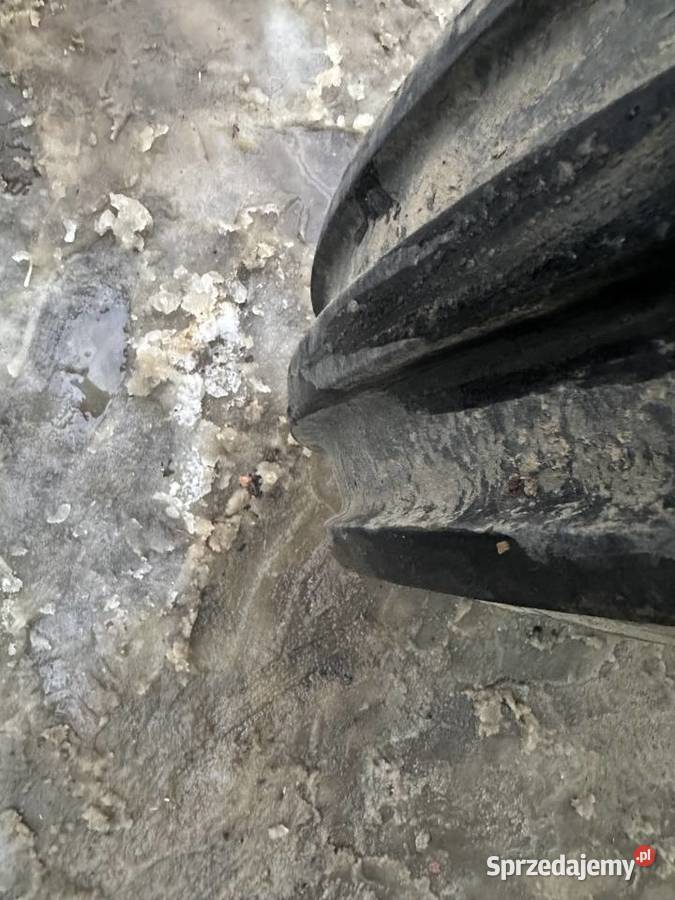 Sprzedam miękką oś z Zetor 7211 Czyrna