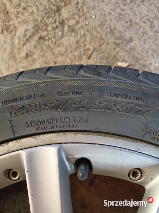 Koła alufelgi 22545R17 golf 5 Leon caddy Kasina Wielka sprzedam