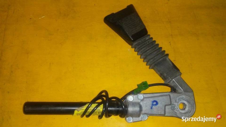 zapięcie pasów fotel przód Opel Vectra B r9602 Wyposażenie wnętrza Piotrków Trybunalski