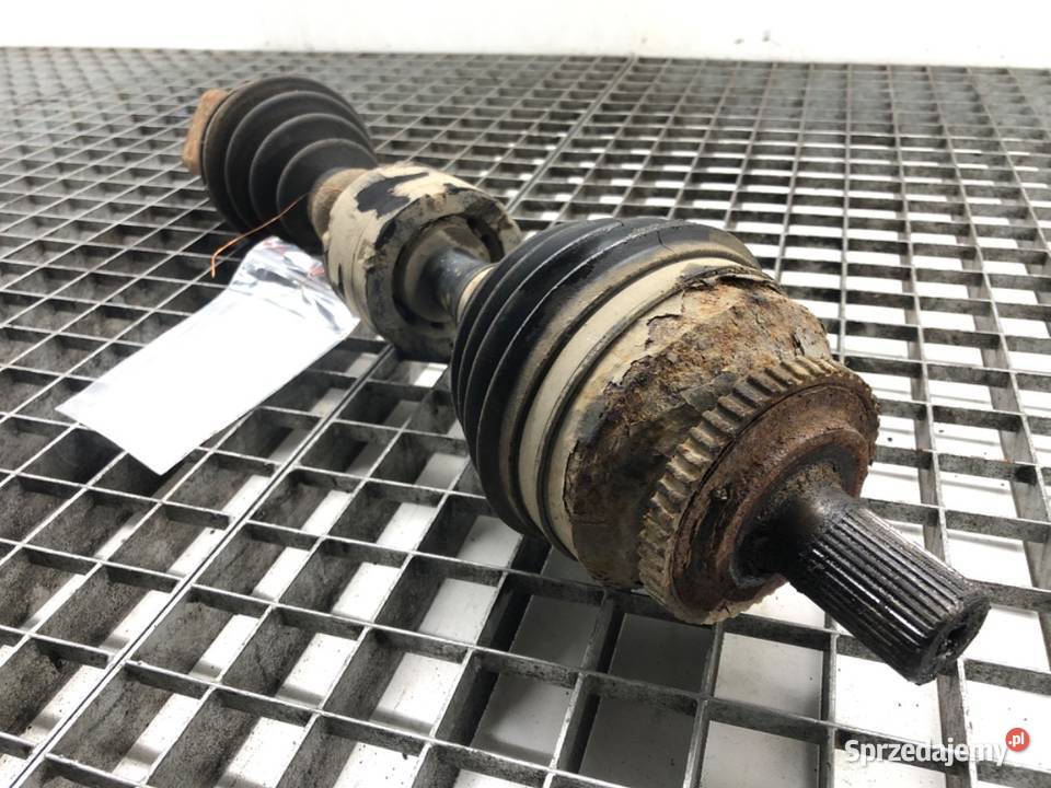 PÓŁOŚ LEWY PRZÓD VOLVO V70 II 24 200 9908