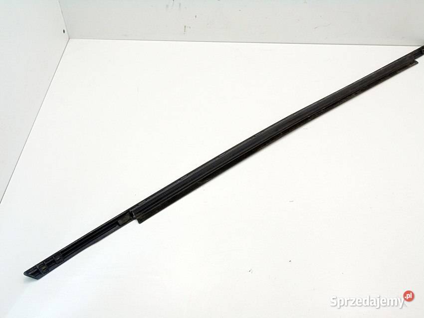 Uszczelka parapet zewnętrzny szyby lewy przód Części samochodowe śląskie Sosnowiec