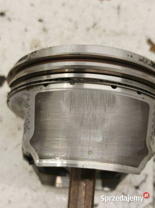 TŁOK KORBOWÓD 076194 16 FSI VW Volkswagen Touran osobowe sprzedam