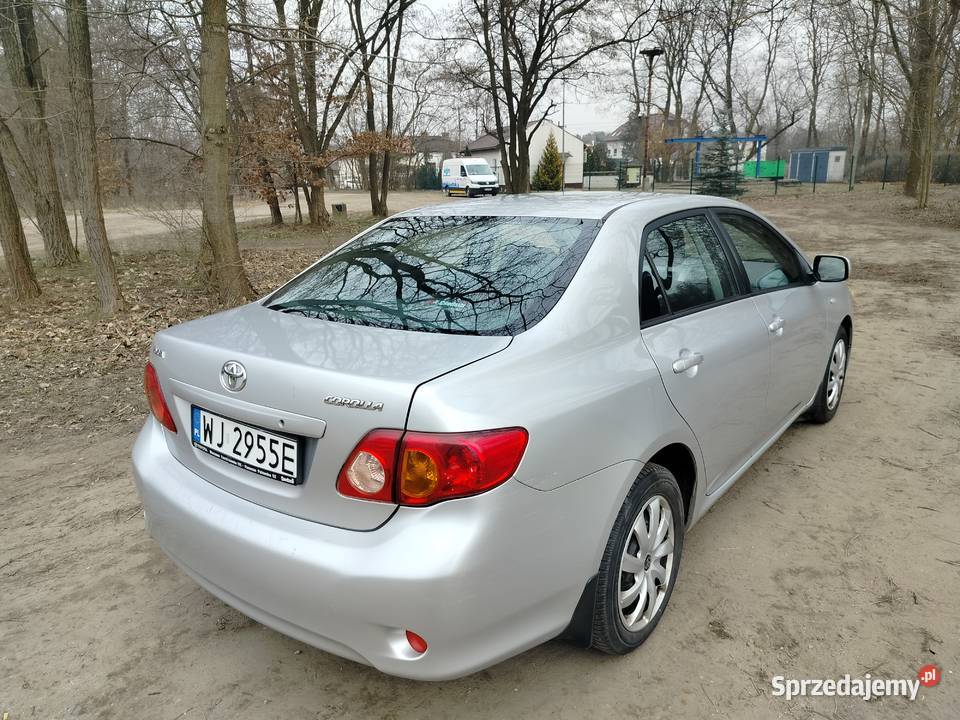 Toyota Corolla 16 132 2010 r II właściciel Marki