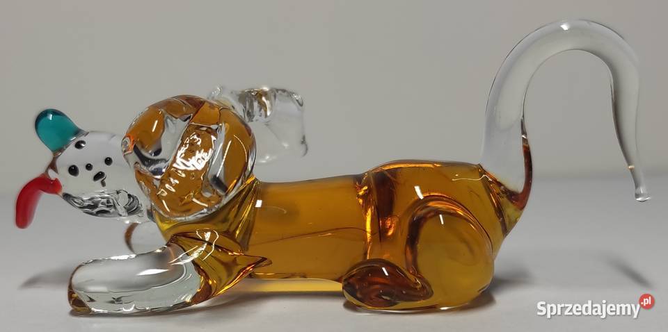 Szklany pies ze szkła kolorowy szkło artystyczne mazowieckie Warszawa
