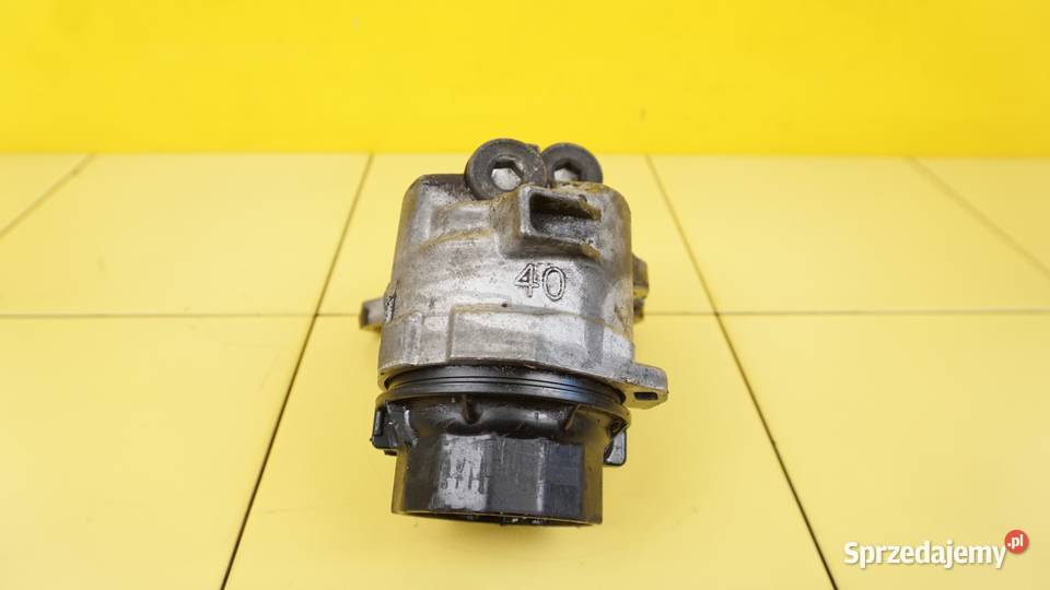 PRIUS III AURIS 18 HYBRID 13r 2XRFXE obudowa Suków sprzedam