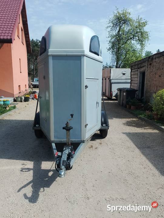 Przyczepa do przewozu koni Do przewozu koni Żerdzina