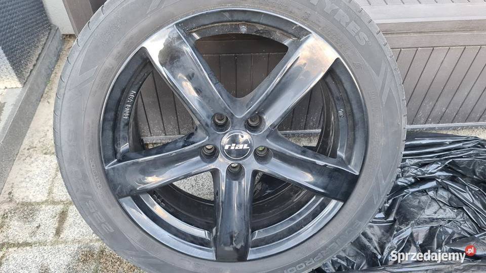 Alufelgi RIAL z oponami letnimi Nokian 22550R18 Samochodowe Kamionki