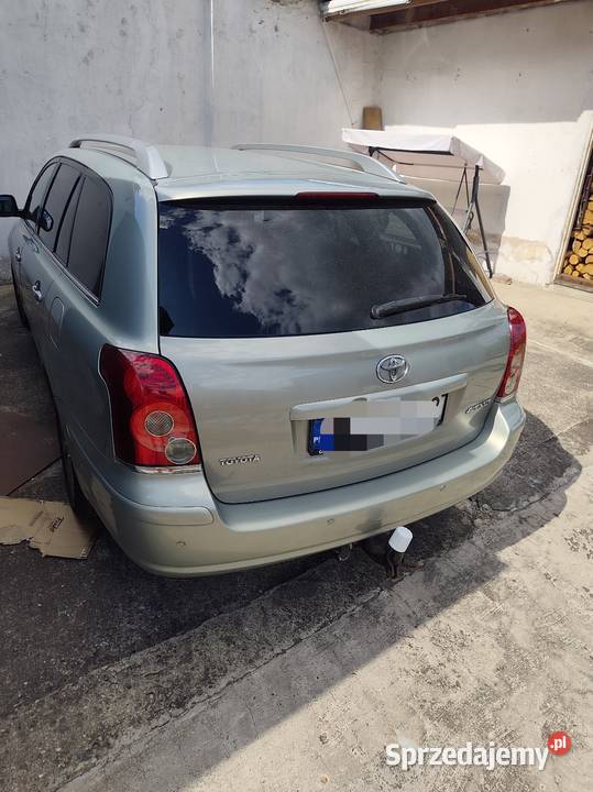 Toyota Avensis T 25 kombi hak hak Łomża