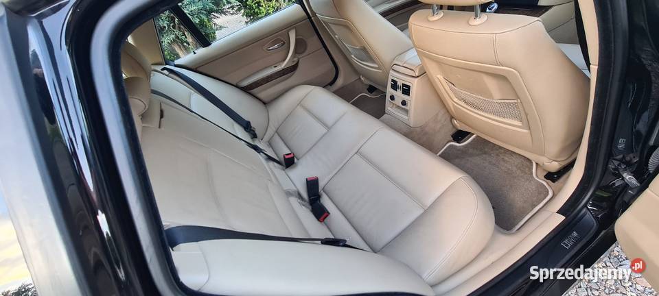 BMW 3 Touring E90 325 30
Diesel 197 radio Mogilany