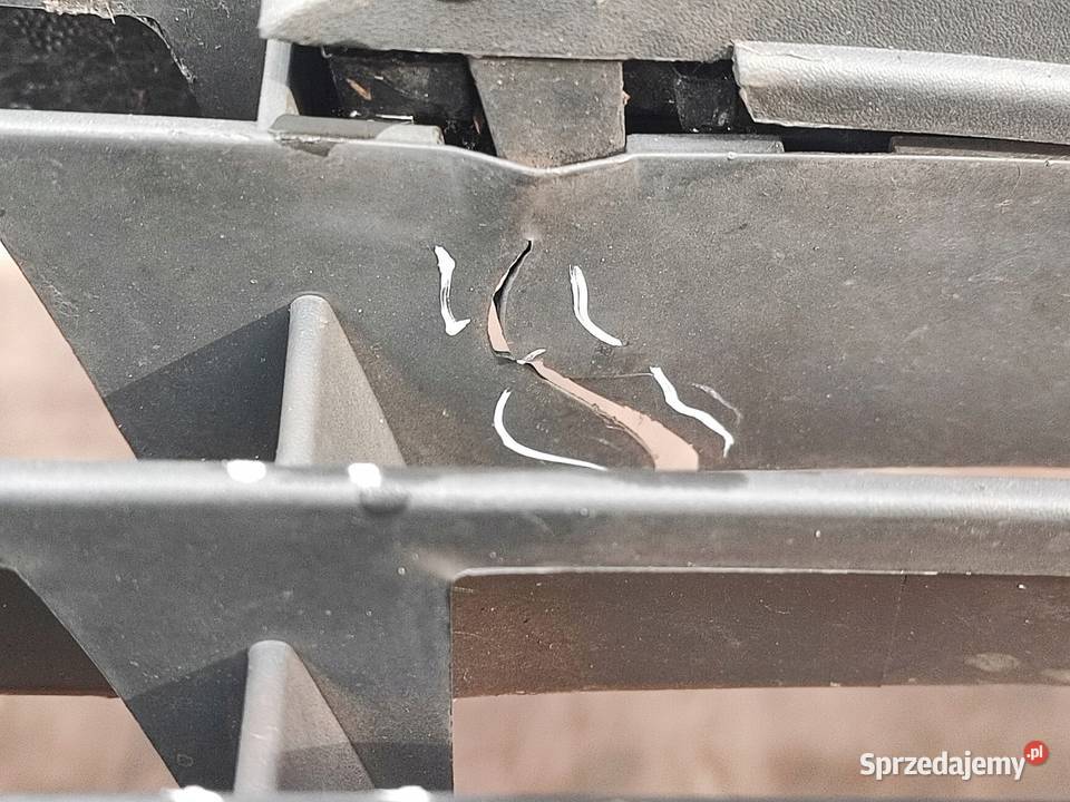 OPEL MERIVA B 13r zderzak przód