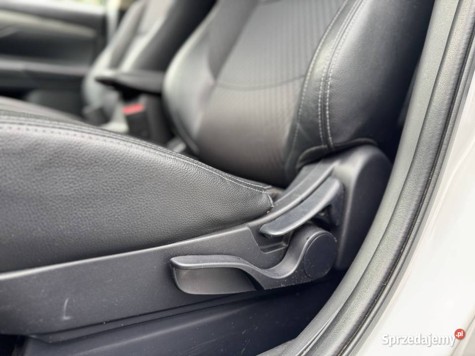 Mitsubishi Outlander III gen 22 150 150KM mazowieckie Warszawa sprzedam