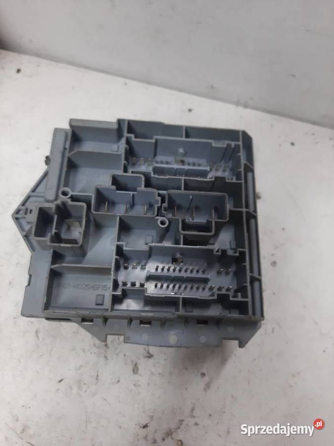 Fiat Stilo skrzynka bezpieczników 46796534 osobowe łódzkie Ksawerów