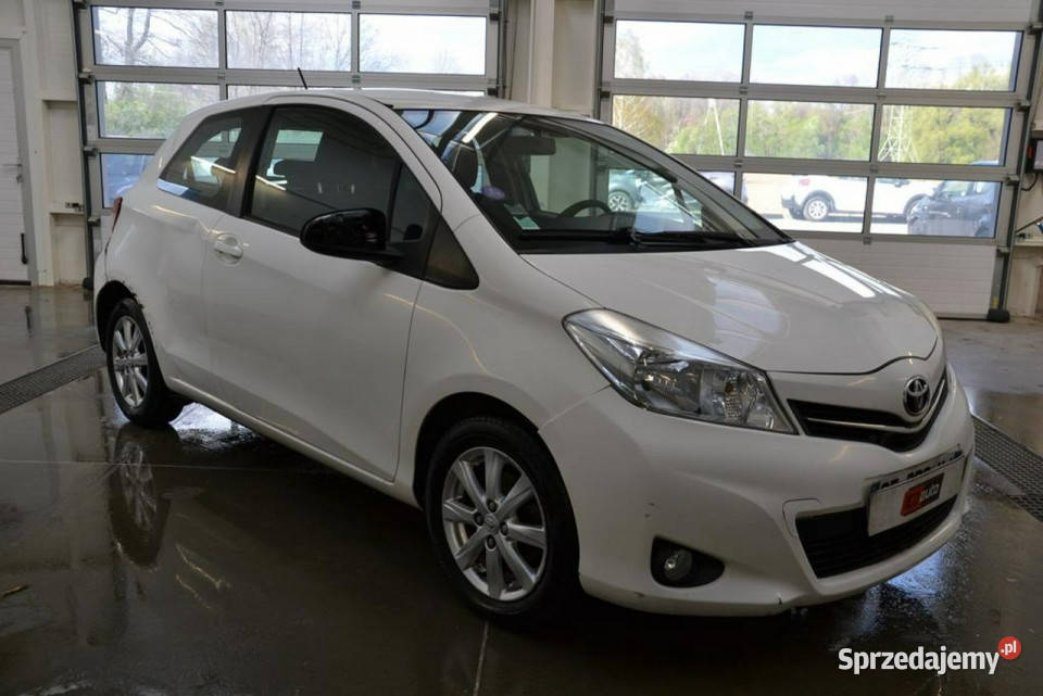 Toyota Yaris 10 benzyna 70 PORYSOWANA Kęty