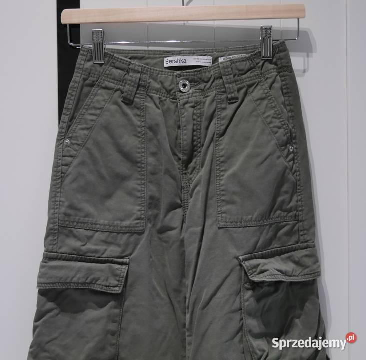Bershka Cargo fajne spodnie bojówki 32 XXS dolnośląskie Wrocław sprzedam