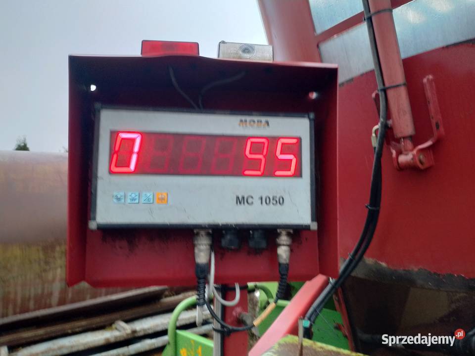 Paszowoz strautmann samozaładowczy 1250 Wąbrzeźno