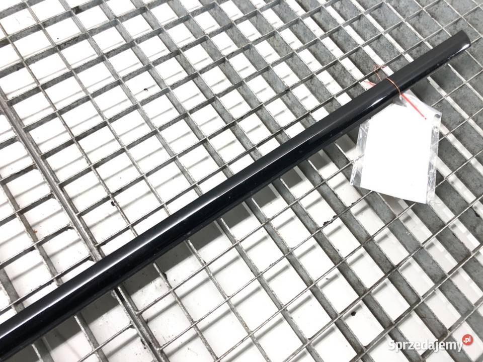 LISTWA ZGARNIAJĄCA TYŁ LEWA BMW F16 osobowe