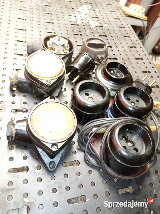 Gniazda wtyki przeliczniki loft PRL sprzedam
