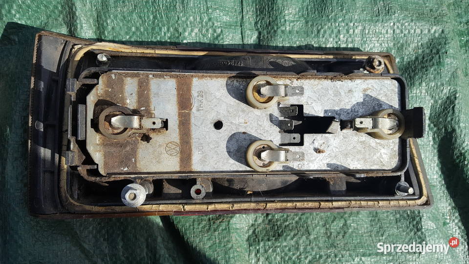 VW Golf MK1 I 2 tylnie lampy Hella z panelami i Lewin Brzeski
