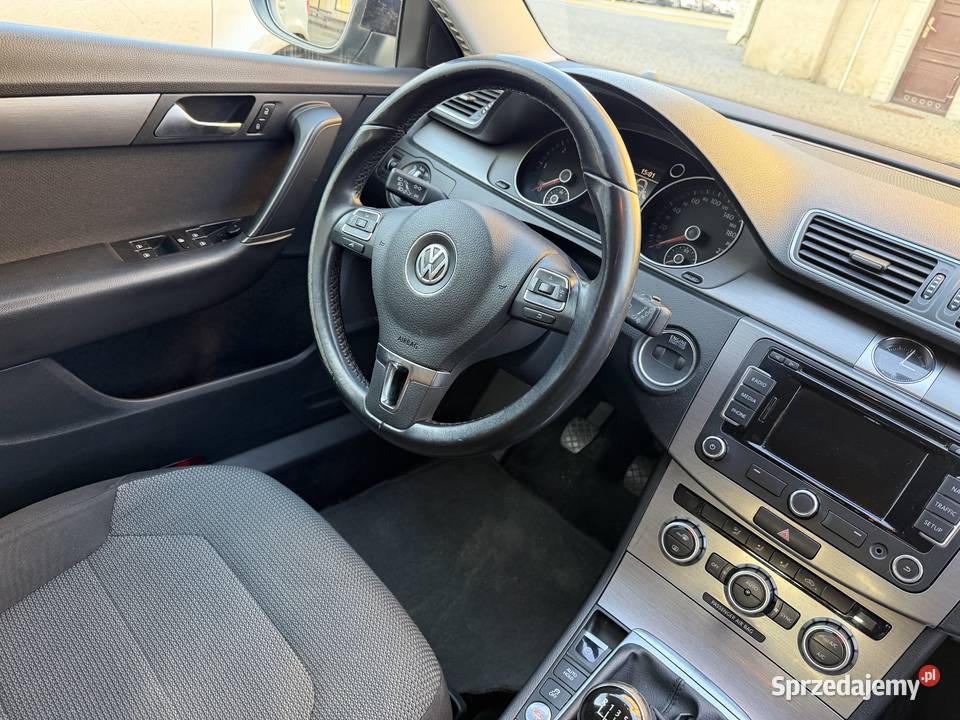 Volkswagen Passat B7 kombi 20TDI 140 salon