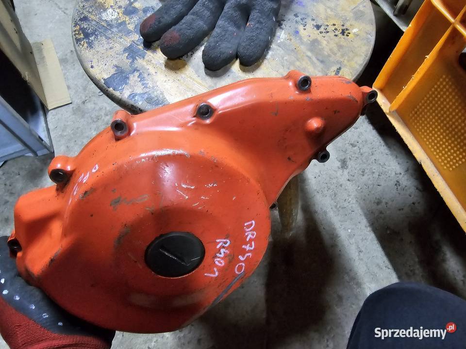 Suzuki DR 800 DR 750 BIG pokrywa kapa lewa dr800 Jelenia Góra sprzedam