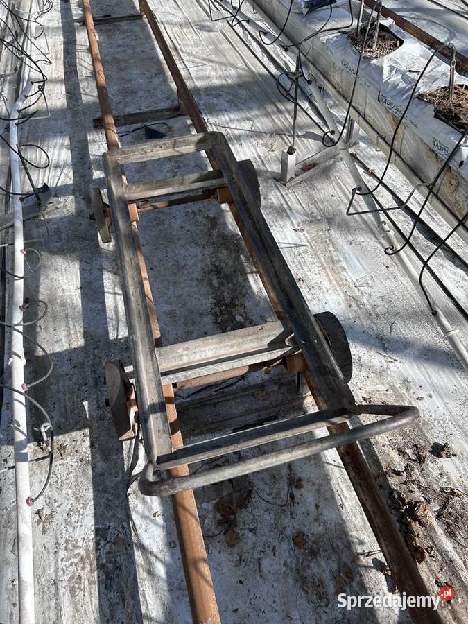 Wózek rolkowy szklarniowy do zbioru warzyw wielkopolskie Śmigiel