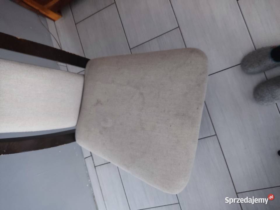 Zestaw 6 krzeseł drewnianych Knurów