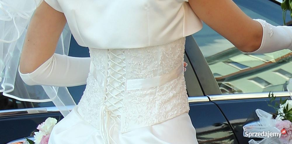 Zjawiskowa suknia ślubna Moda i Styl Legnica