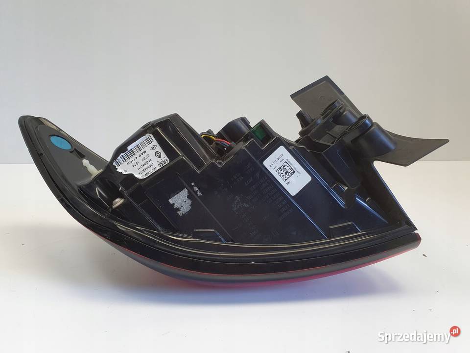 Renault Clio IV LIFT HTB TYLNIA TYLNA LAMPA Rudka