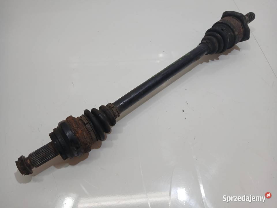 PÓŁOŚ LEWY TYŁ BMW F10 F11 N47D20C 7581027 osobowe Półosie