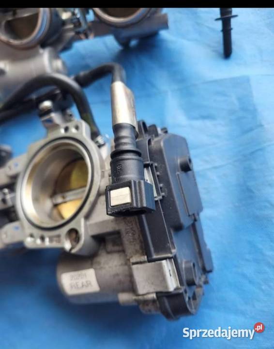 Aprilia TUONO V4 1100 rsv 2016 wtryski Nowy Tomyśl