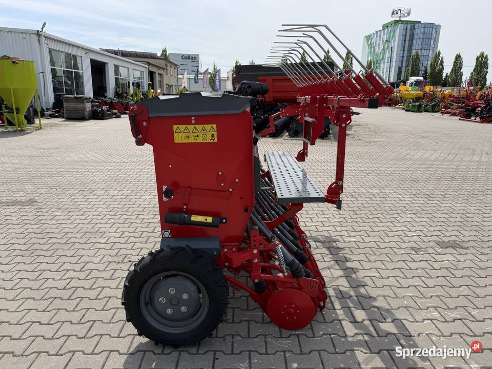 Mechaniczny siewnik zbożowy Poznaniak 47025 Opatówek
