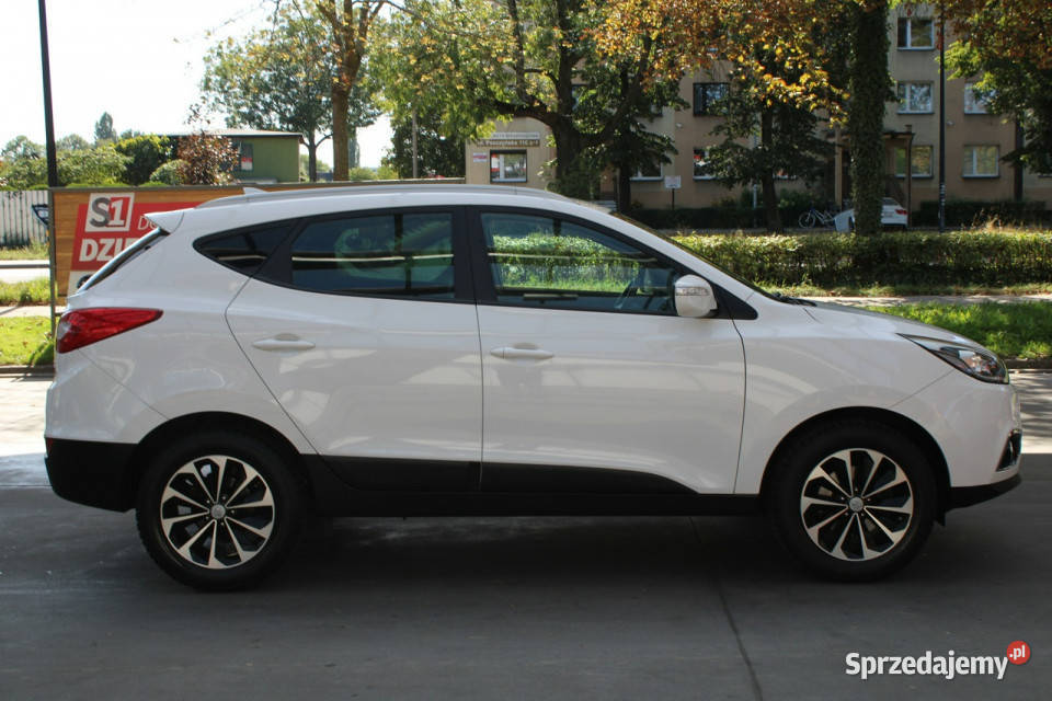 Hyundai ix35 BezwypadkowyPREMIUMBogata wersja Samochody osobowe Gliwice sprzedam