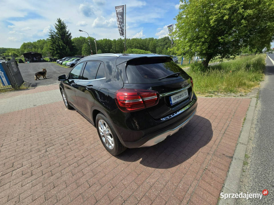 Mercedes GLA 200 Mercedes GLA 180 benzynka z nawigacja Cielcza