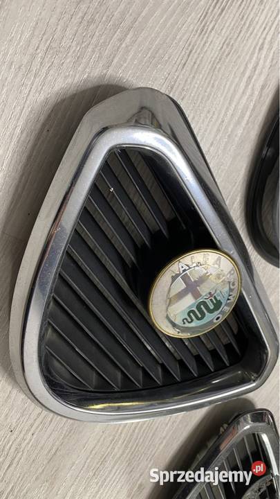Gril scudetto atrapa Alfa Romeo 164 Kiełczów