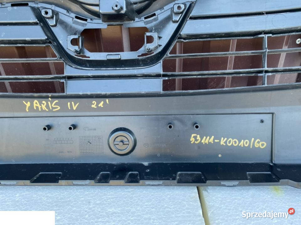 Toyota Yaris IV Atrapa grill 2021 Kozubszczyzna