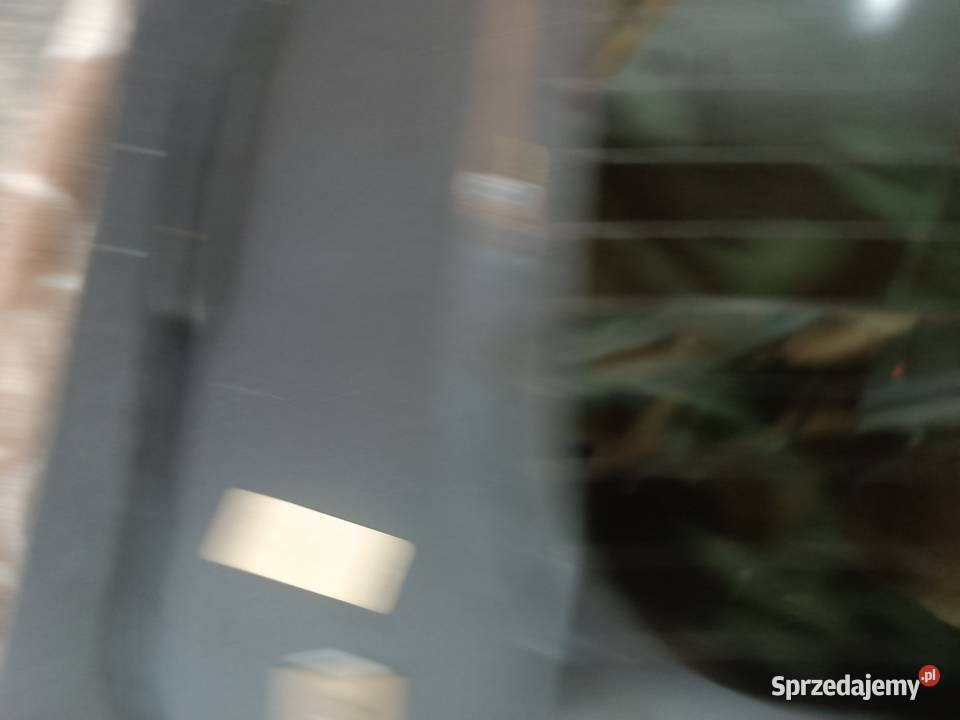 Szyba klapy tylniej doddg durango Rok produkcji 2020 Myślenice