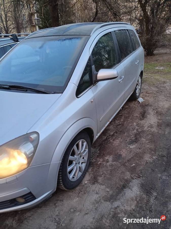 Opel Zafira 2005r