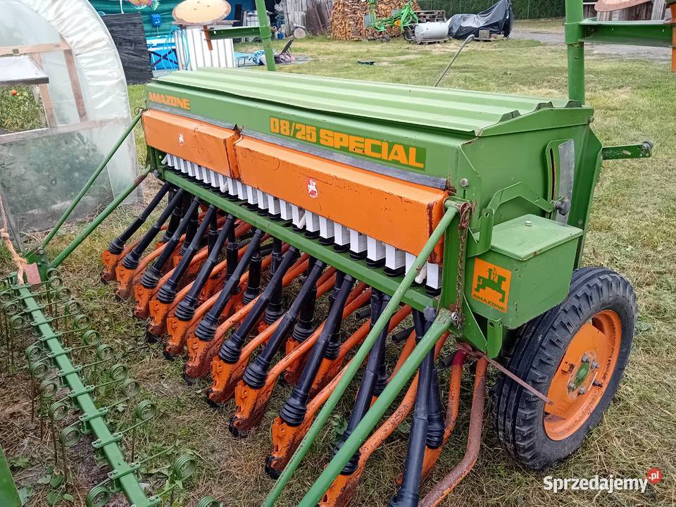 Siewnik amazone D8 25m 3m świętokrzyskie Wodzisław sprzedam