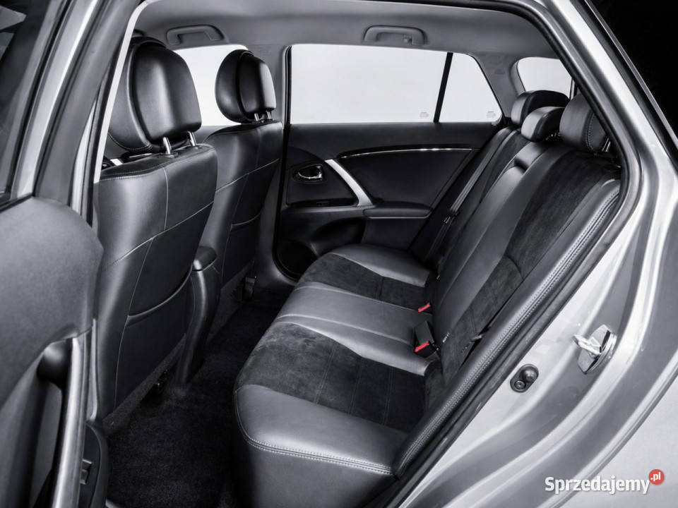 Toyota Avensis III 2009 Sadlno