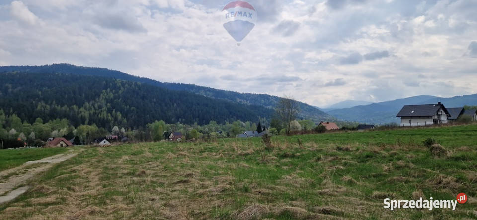 Rozpoczęta budowa domu na widokowe działce w Jeleśnia