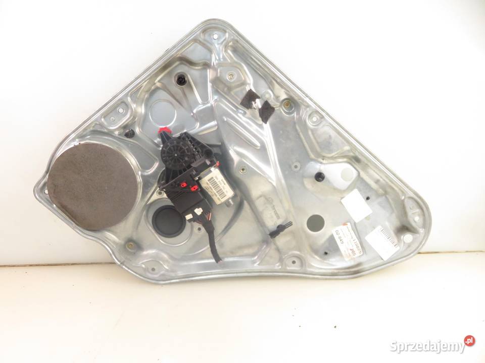 PODNOŚNIK SZYBY PRAWY TYLNY VW PASSAT B5 Variant Mechanizmy opuszczania szyb Mechanizmy opuszczania szyb sprzedam