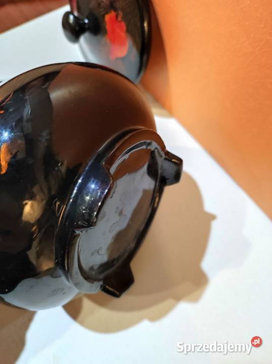 czarna szkatułka puzderko z laki złote rybki Kielce