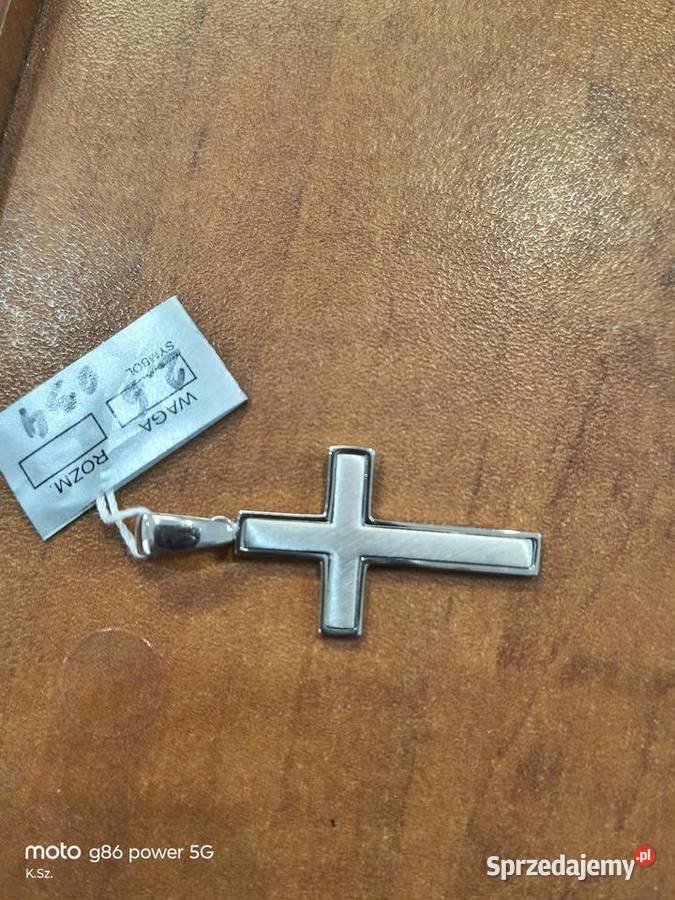 Srebrny Nowy krzyżyk wys40mmpr925
