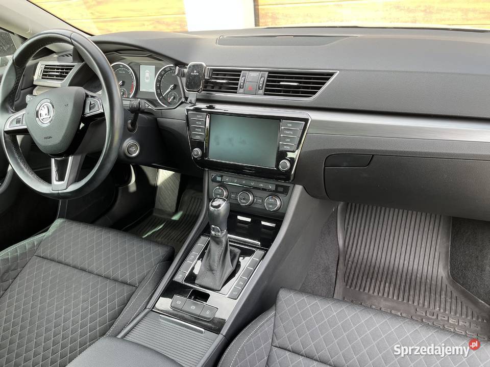 Skoda Superb 20 TDI Style DSG Superb Trkusów