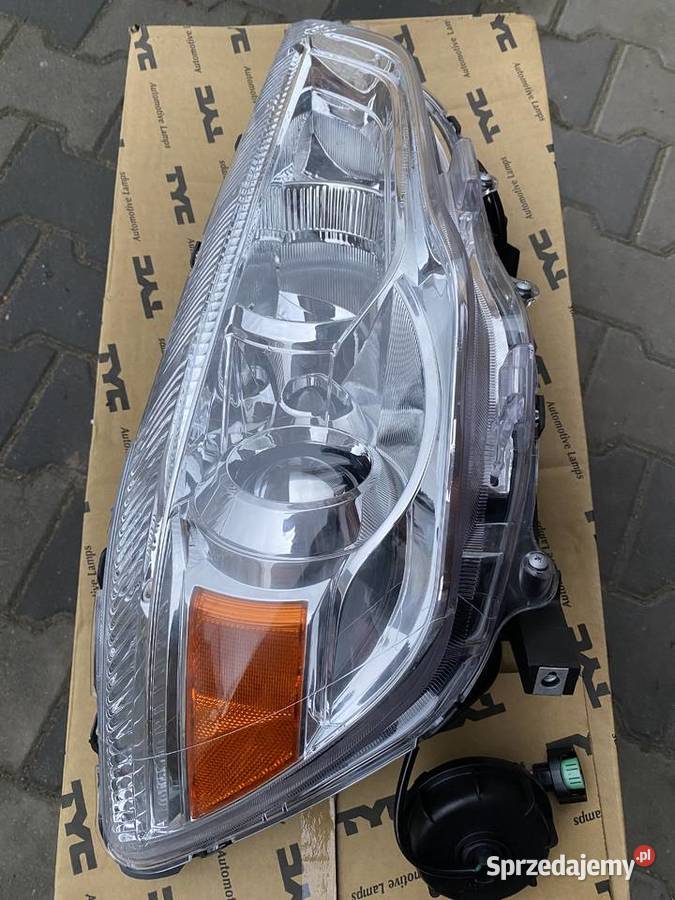 Lampa przednia mitshubishi asx 2015 łódzkie Wieruszów sprzedam