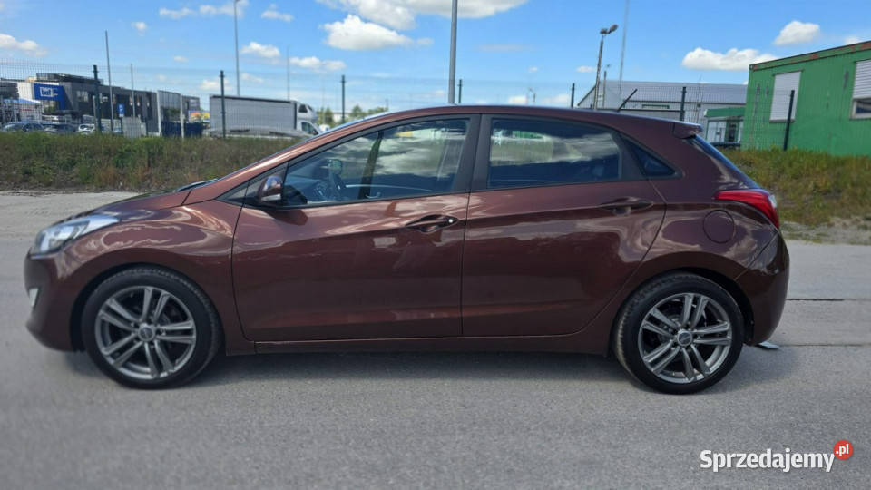 Hyundai i30 14 Crdi ekonomiczny Ledy II 2012 czujnik parkowania Lębork